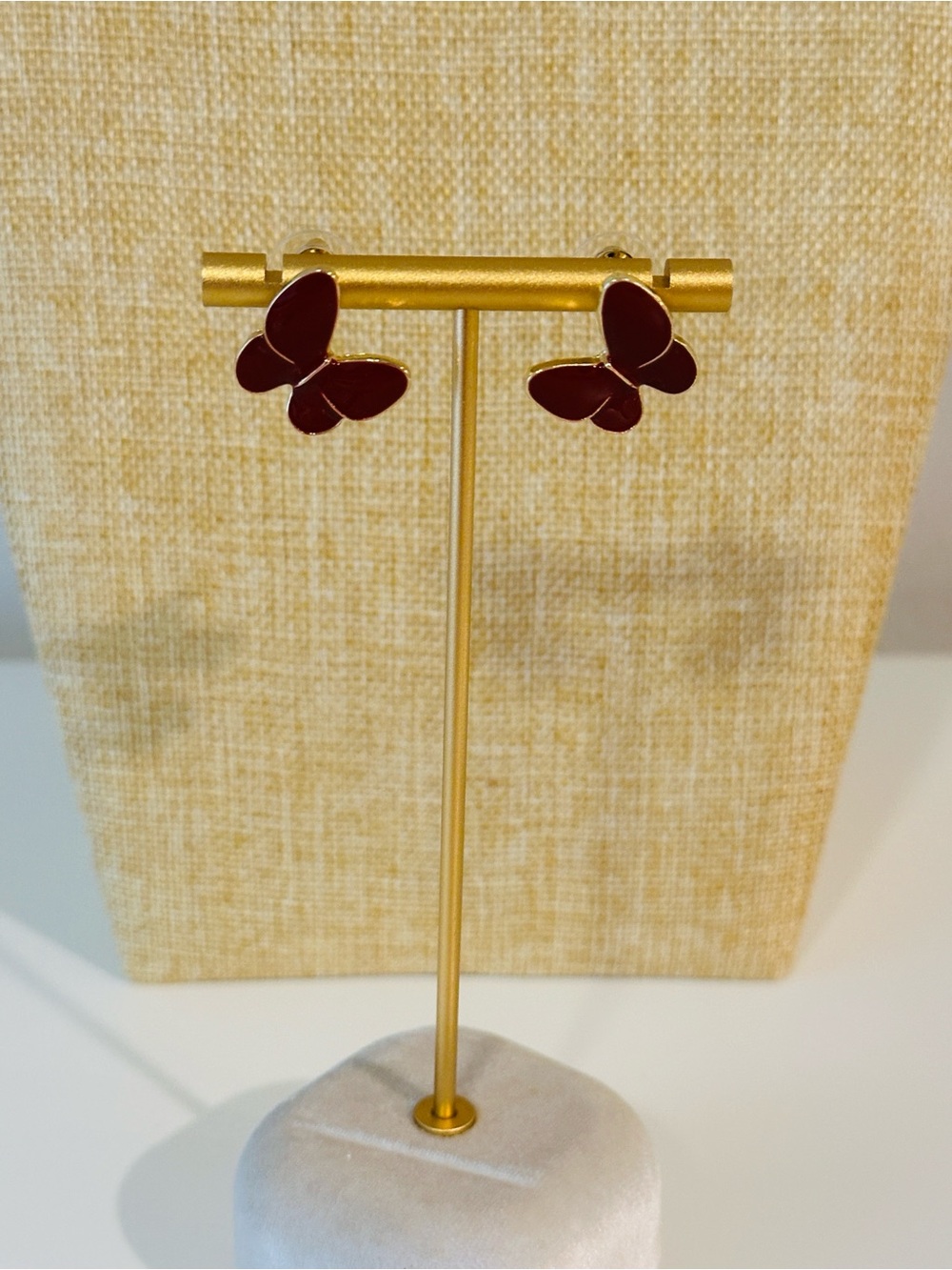 Fashion Jewelry Gold Butterfly Stud Earrings in Maroon